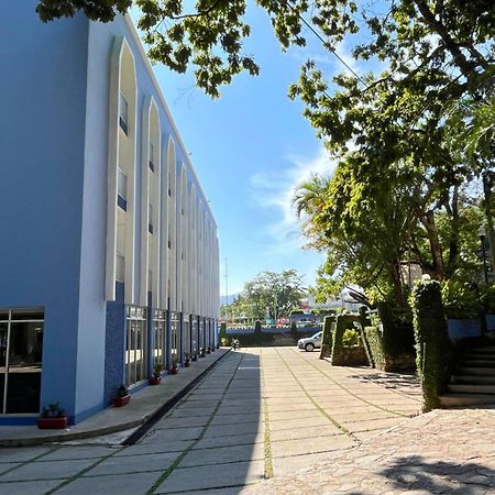 Hotel Maya Паленке Екстериор снимка