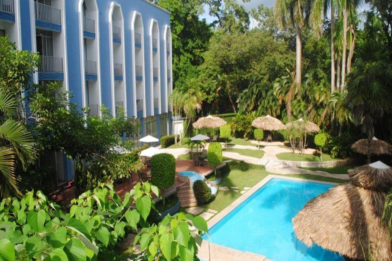 Hotel Maya Паленке Екстериор снимка