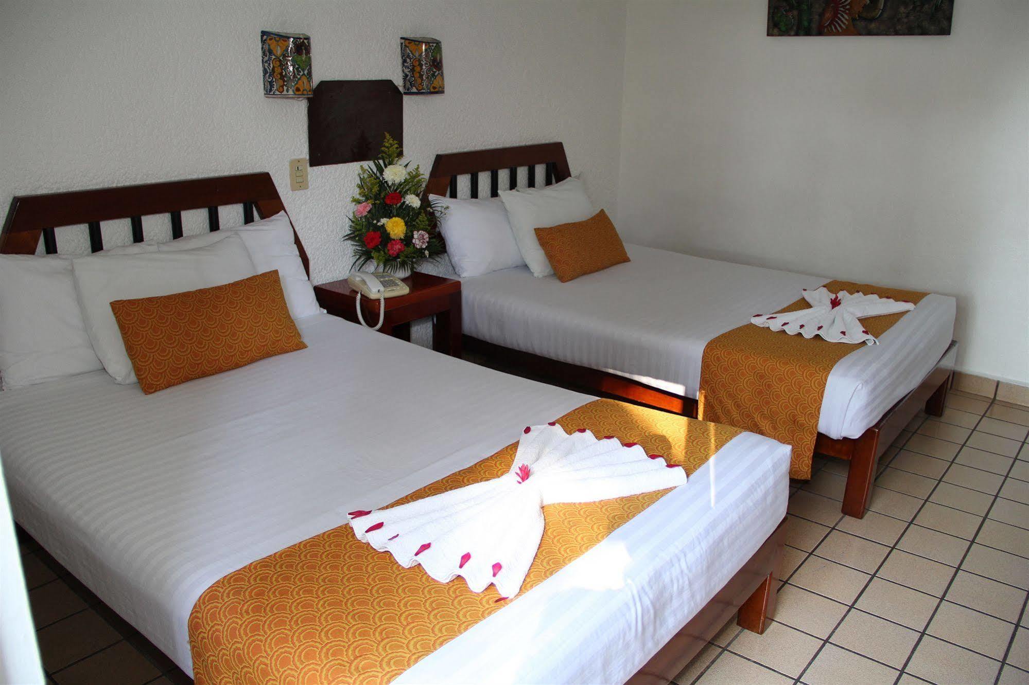 Hotel Maya Паленке Екстериор снимка